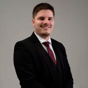 Gustavo Oecksler - Advogado e Administrador Judicial - Leiria & Cascaes Administração Judicial em Blumenau, Vale do Itajaí/SC.