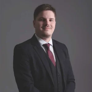 Gustavo Oecksler - Advogado e Administrador Judicial - Leiria & Cascaes Administração Judicial em Blumenau, Vale do Itajaí/SC.